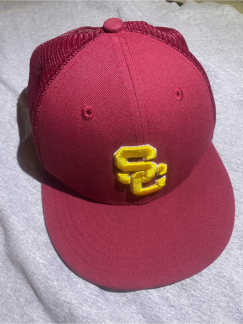 New Era 9Fifty Usc Trojans Mesh Snapback Hat Burgundy Gold One Size